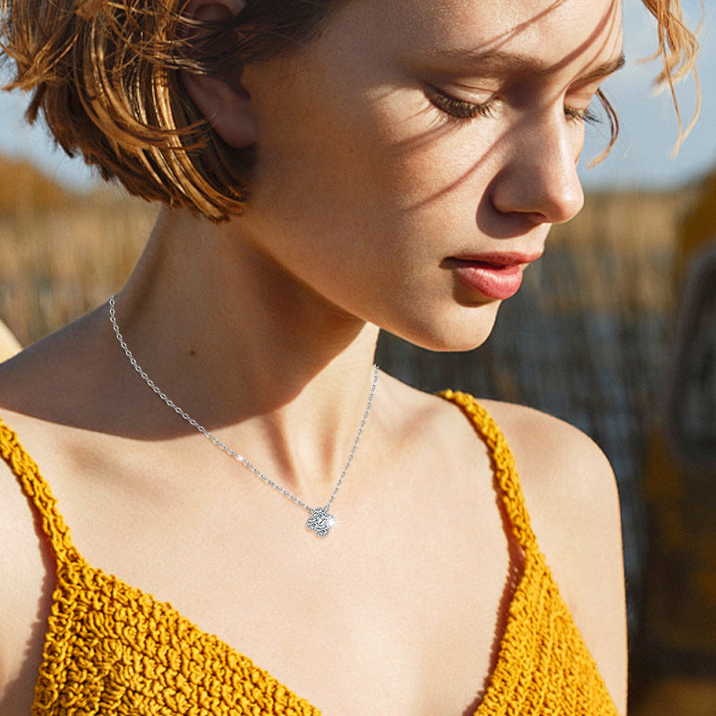 S925 Sterling Silver Moissanite Four-Leaf Clover Necklace Xiaohongshu Douyin Live Broadcast Popular Classic Versatile Clavicle Chain Wholesale